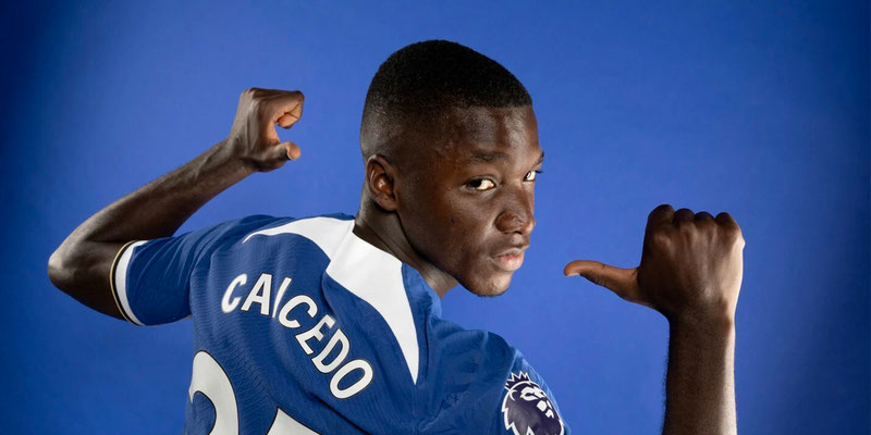 Moisés Caicedo: "Estoy muy orgulloso de llevar este número"