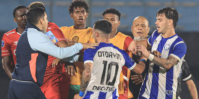 Con autoridad: Universidad Católica vence 3-1 a Cerro Largo.