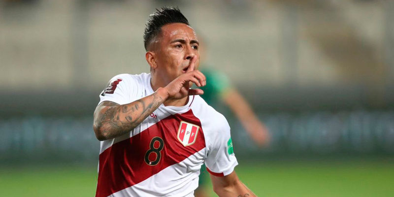 Mundialista peruano jugaría en el fútbol ecuatoriano