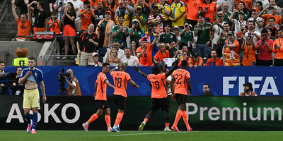 GOLEADA DE PAÍSES BAJOS A SUECIA