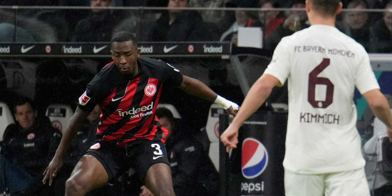 El Frankfurt de Pacho le dio una 'paliza' al Bayern Munich