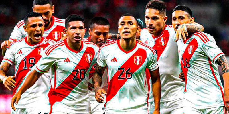 El posible 11 de Perú para recibir a Ecuador.