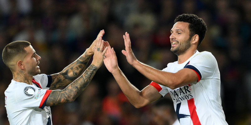 EL PSG DE PACHO VENCIÓ AL FC BARCELONA