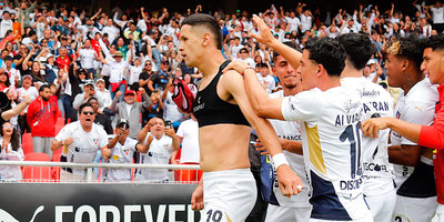 ¿ALEX ARCE SE VA DE LIGA?