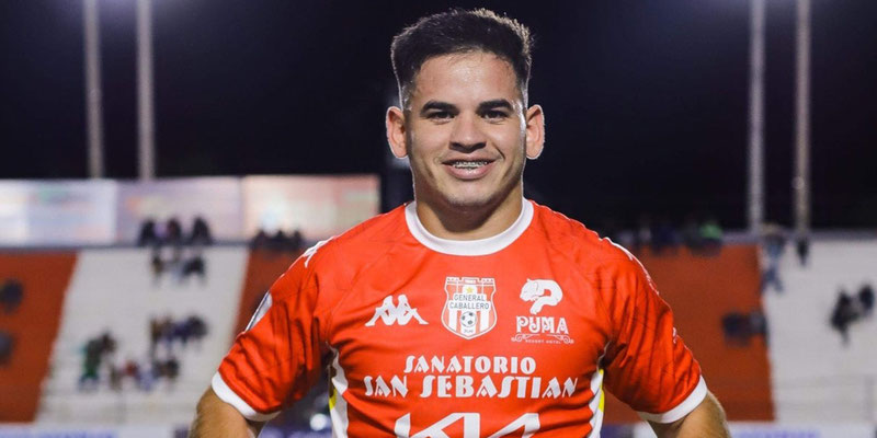 NUEVO REFUERZO EXTRANJERO PARA EMELEC