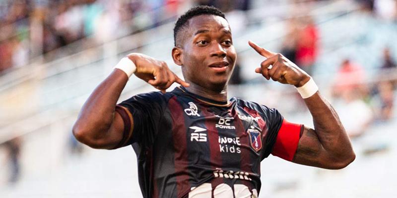 ¡NUEVO DELANTERO EN BSC!