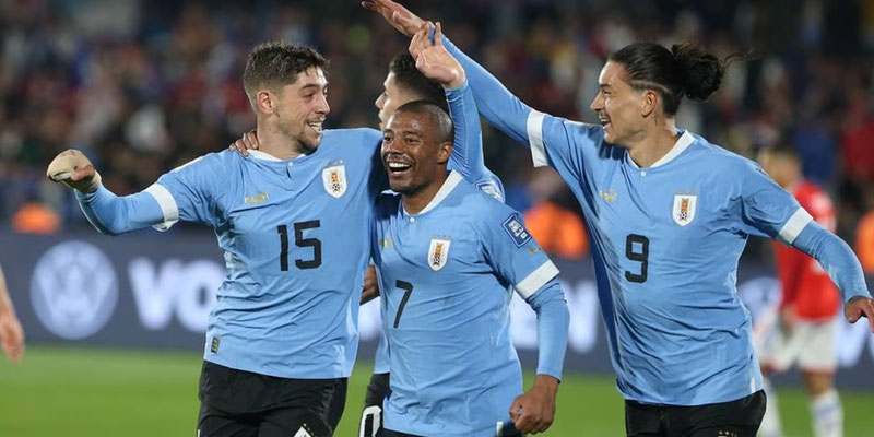 Uruguay hizo oficial la convocatoria de 24 jugadores